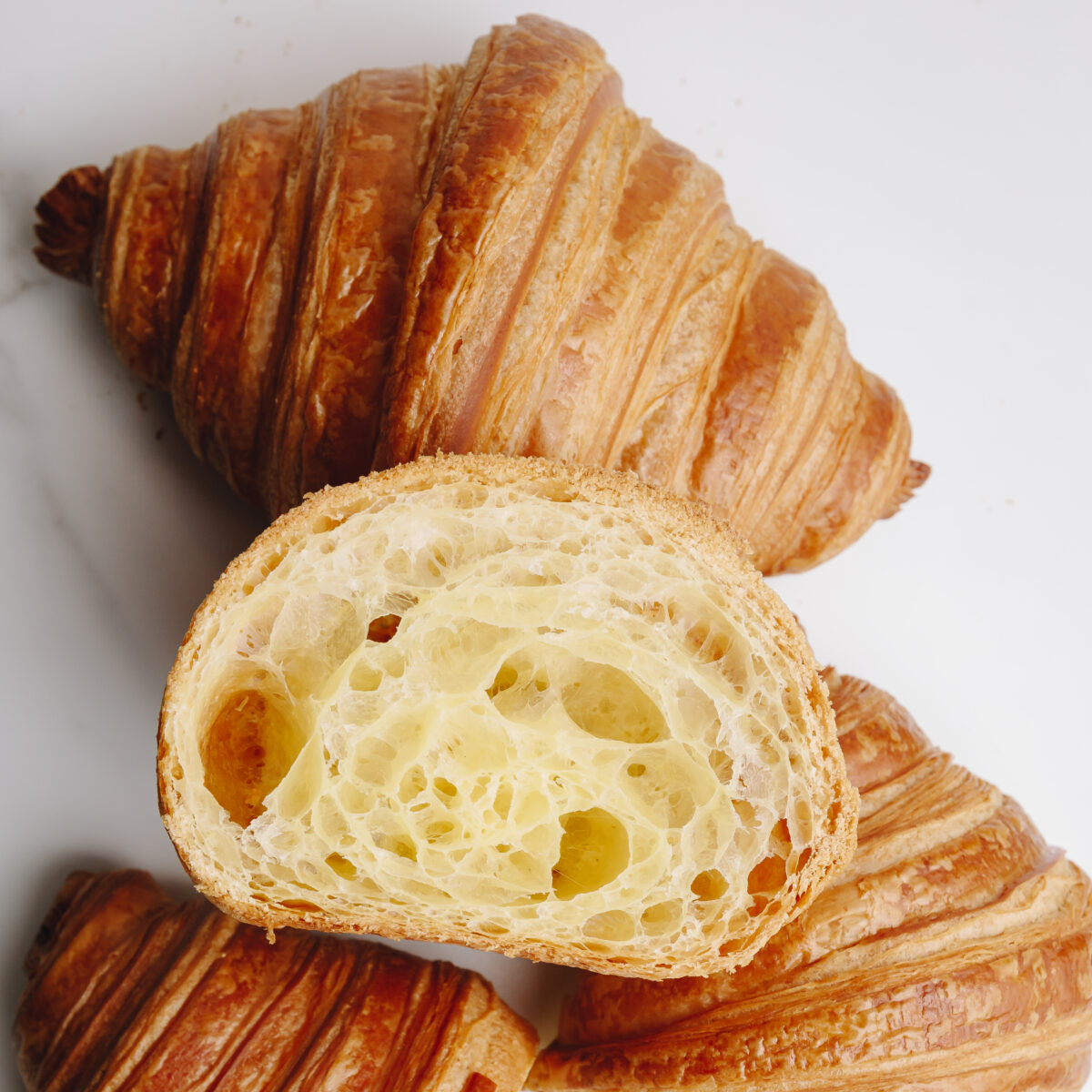 Almond and rum brioche
