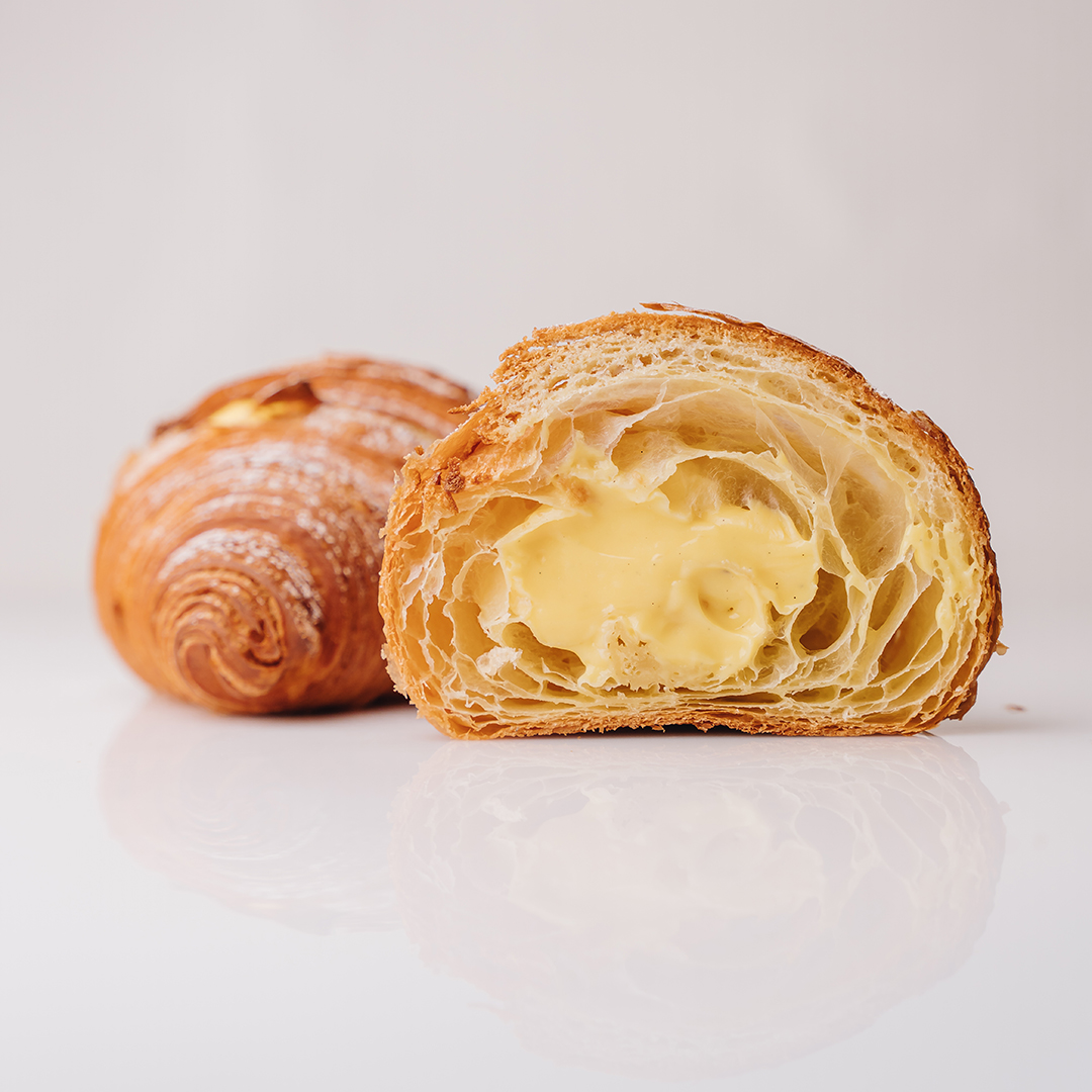 Tahiti vanilla pastry cream brioche